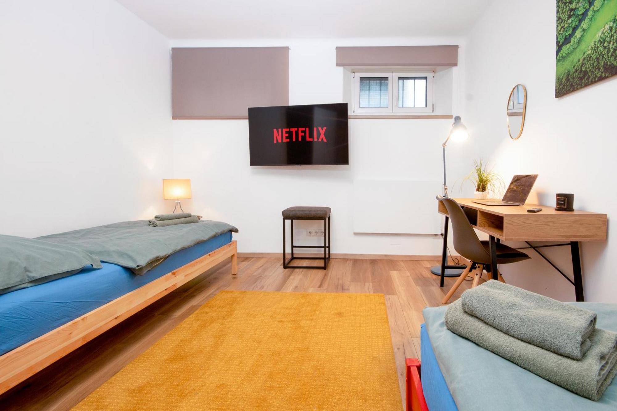 Lendkanal - City - Netflix - Waschmaschine - Kaffeevollautomat - 8 Pax - 4 Schlafzimmer Klagenfurt am Woerthersee Exterior photo