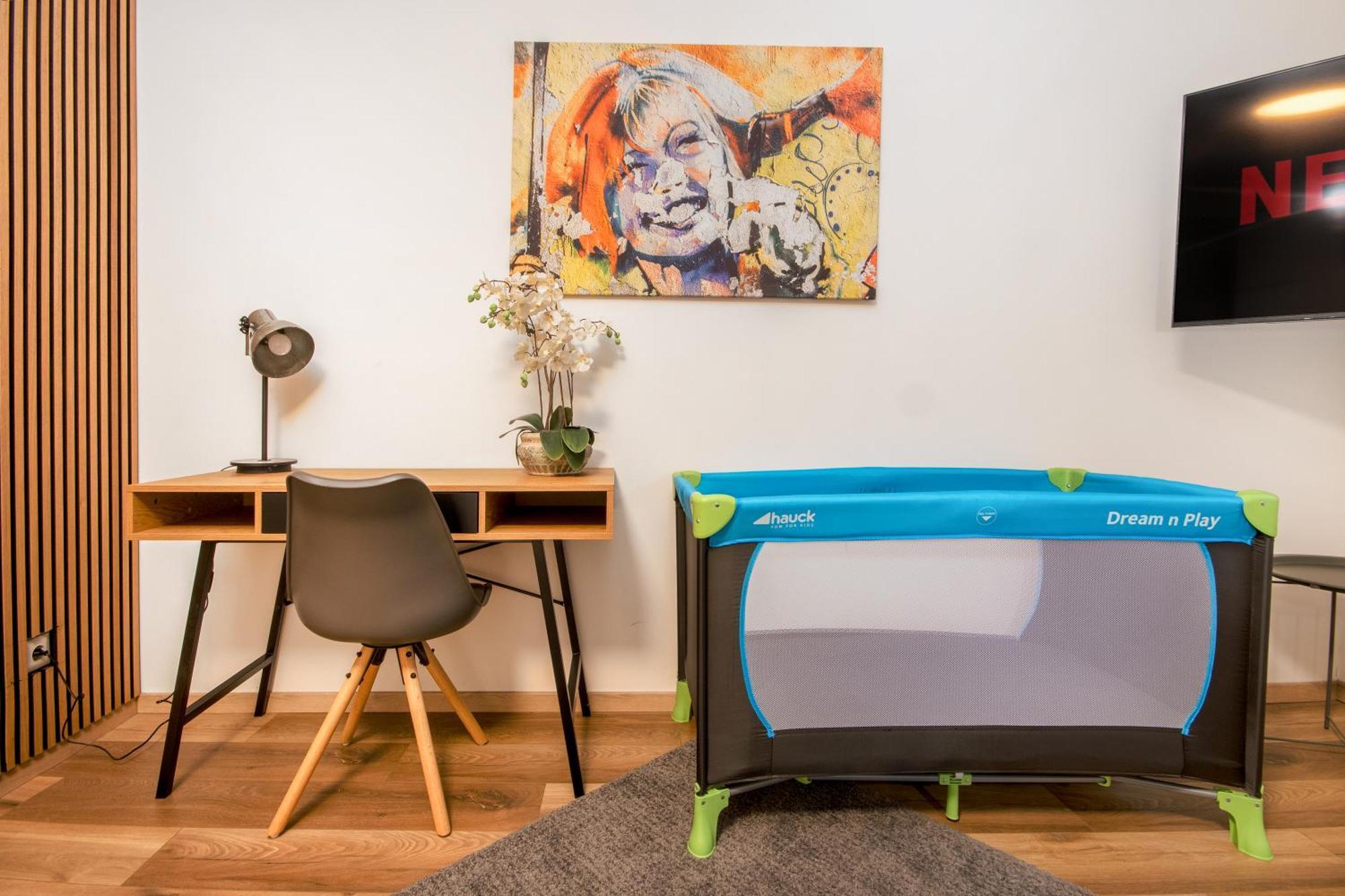 Lendkanal - City - Netflix - Waschmaschine - Kaffeevollautomat - 8 Pax - 4 Schlafzimmer Klagenfurt am Woerthersee Exterior photo
